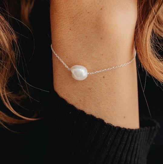 Silver Pearl on Chain Bracelet