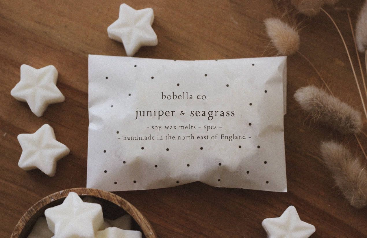 Juniper and seagrass wax melts