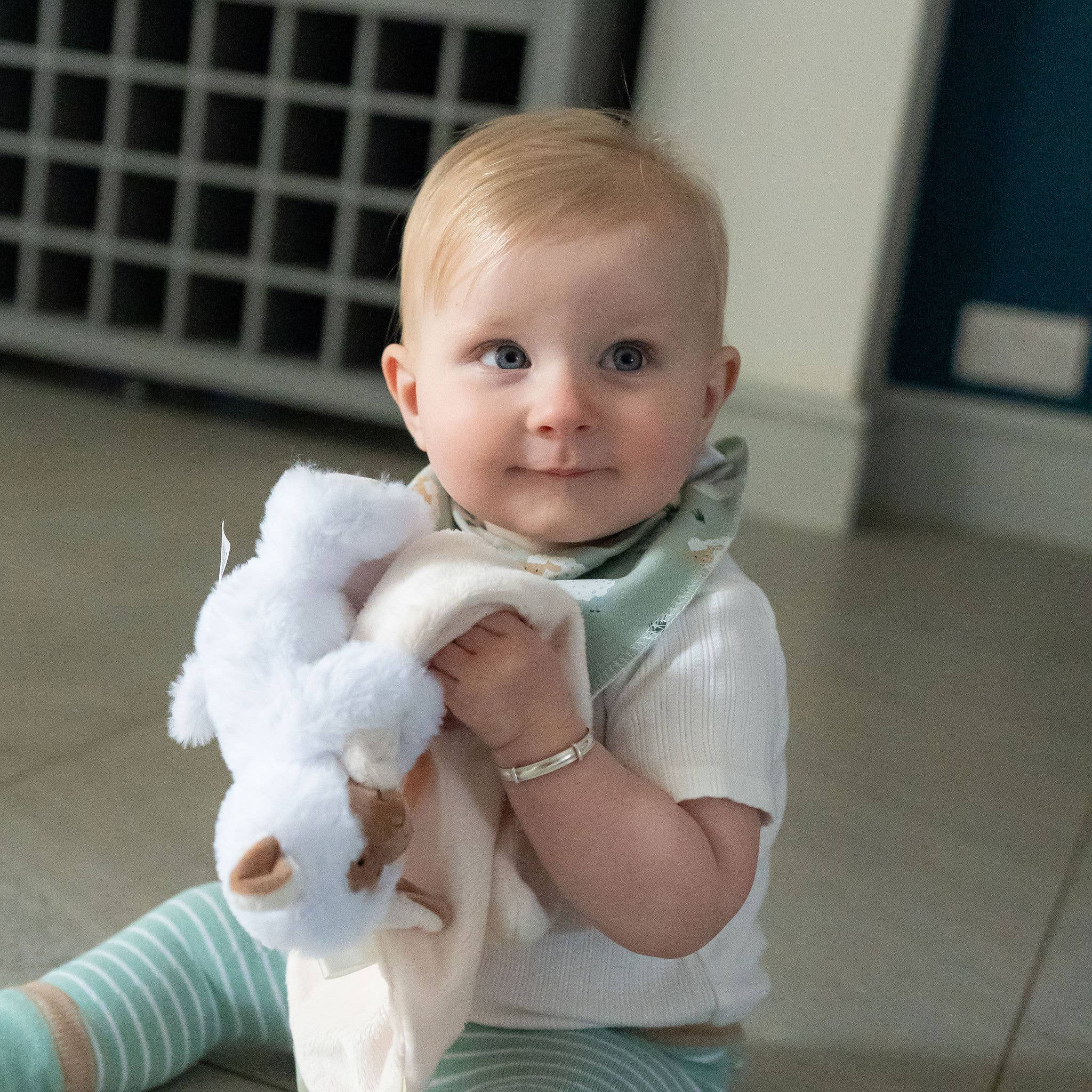 Lamb Newborn Comforter — Soft Cream Baby Security Blanket Taggie Toy