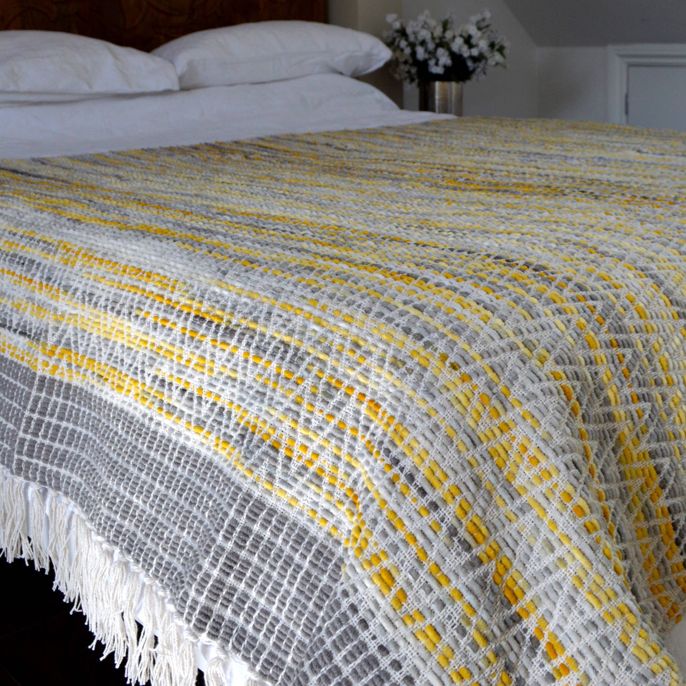 Arizona Zig Zag Heavyweight Herringbone Throw Blankets