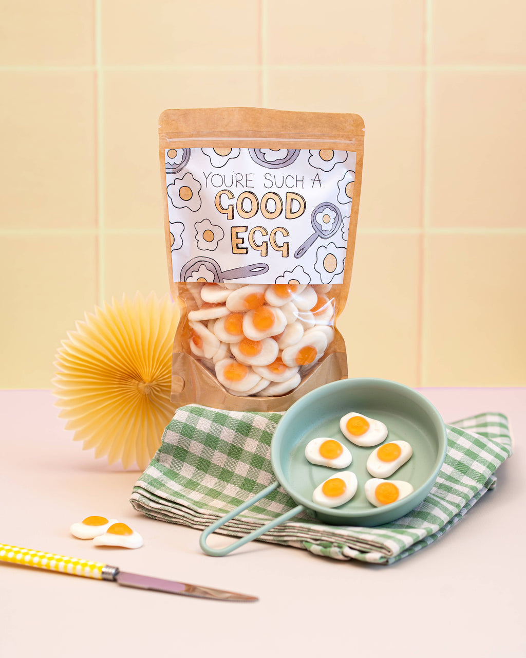 Flossy Teacake Good Egg Sweet Bag (400g) | Fried Egg Gummies | Funny Gift