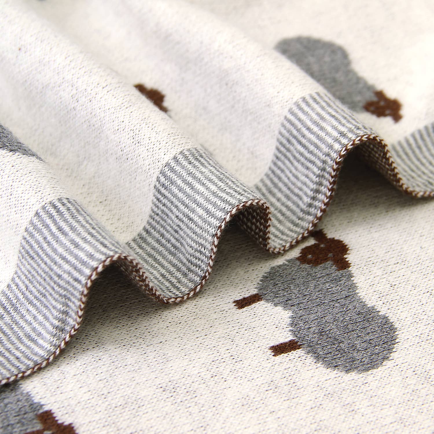 100% Luxury Cotton Swaddle Baby Blanket - Sheep Design