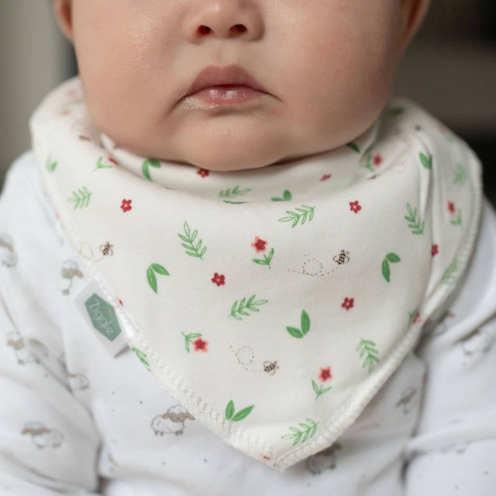Bunnies bib set