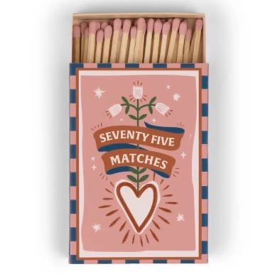 A Dopo boxed matches hearts (75pcs)- Pink