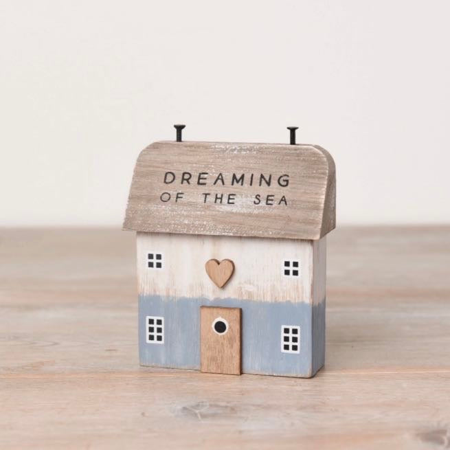 Wooden Coastal House Decoration – “Dreaming of the Sea” Nautical Ornament (Shelf Décor)
