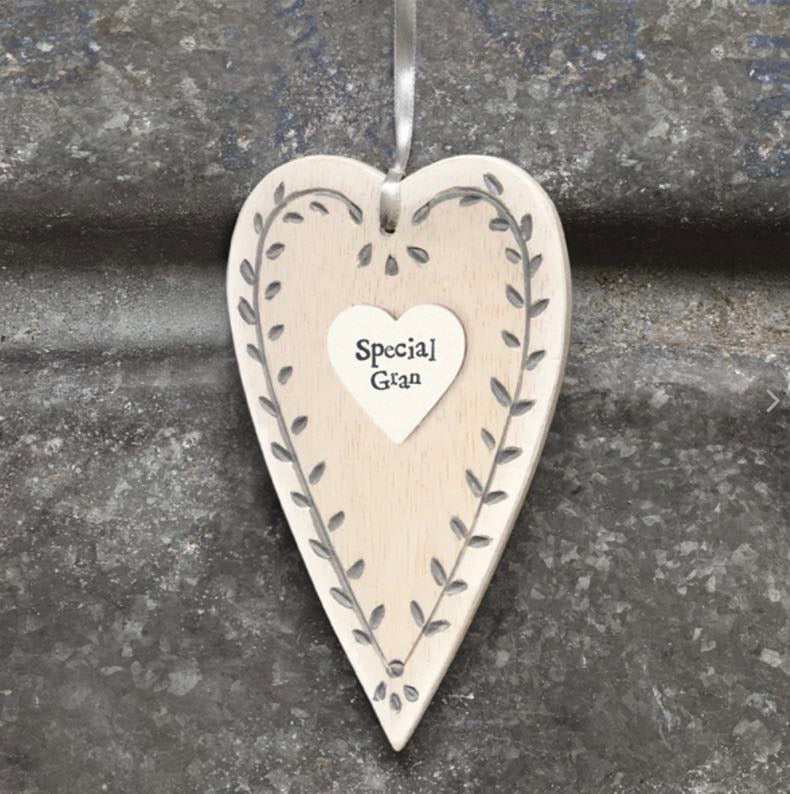 Special Gran Cream Leaf Heart - East Of India